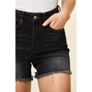 NWT Judy Blue Tummy Control Fray Hem Shorts, Black, Stretchy, Figure Flattering